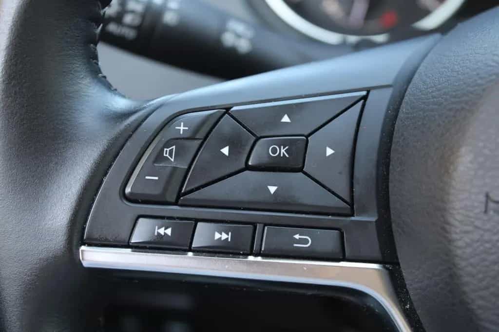 Nissan Qashqai 1.3 Acenta*NAVI*RFK*TEMPOMAT*39000KM! 09/2019-photo-15