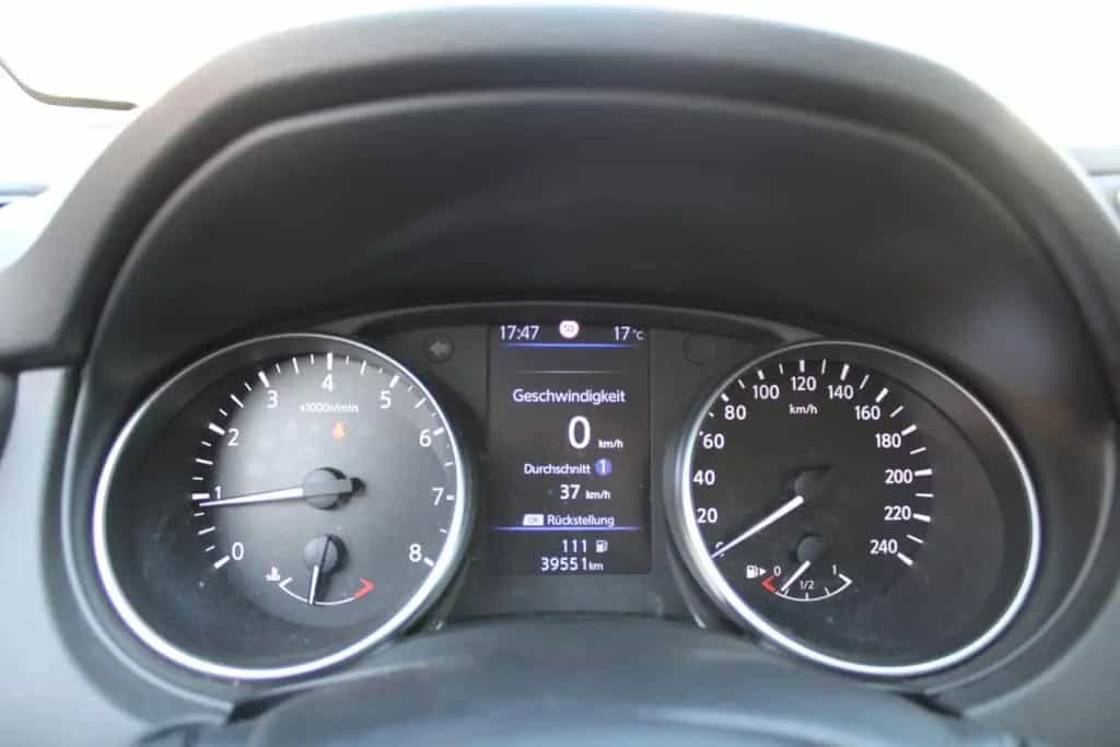 Nissan Qashqai 1.3 Acenta*NAVI*RFK*TEMPOMAT*39000KM! 09/2019-photo-16
