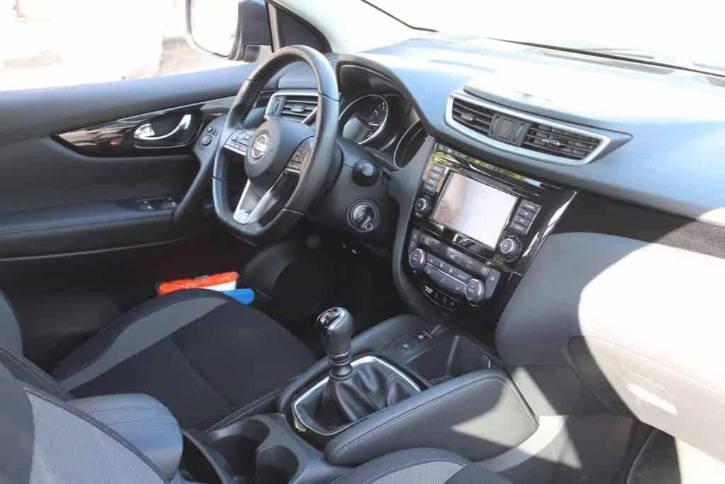 Nissan Qashqai 1.3 Acenta*NAVI*RFK*TEMPOMAT*39000KM! 09/2019-photo-5