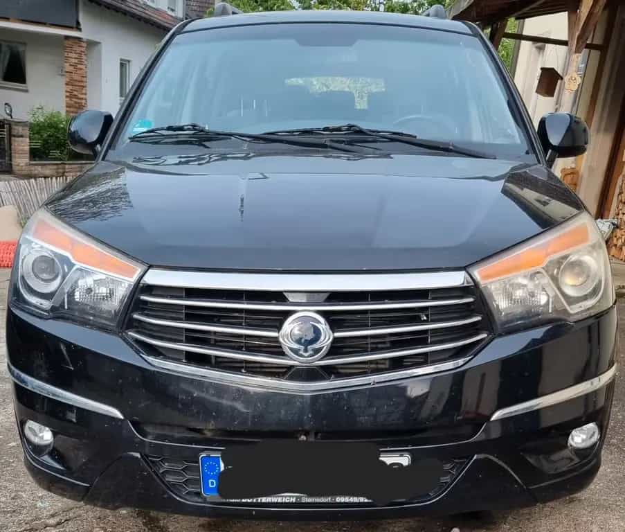 Ssangyong Rodius , 7 Sitzer, TÜV neu, großer Familienvan 10/2016-photo-0