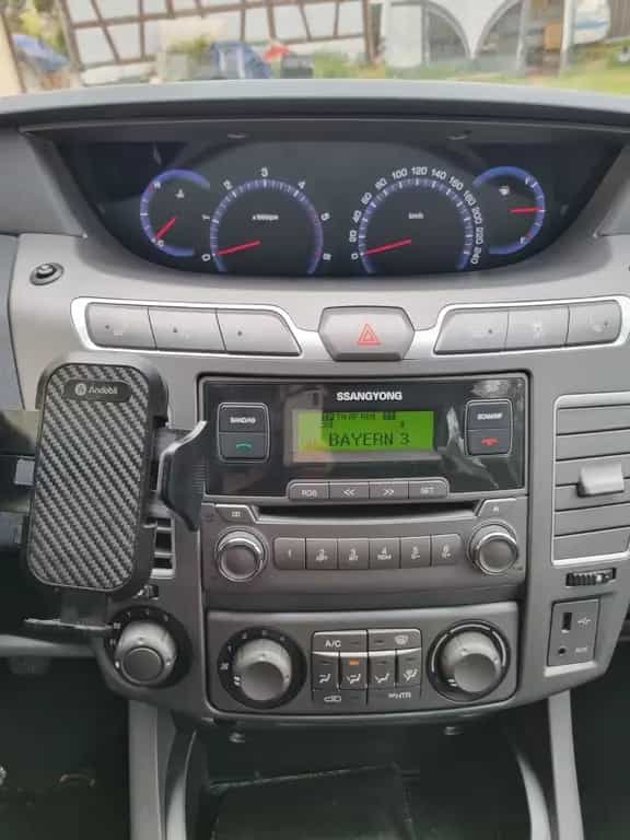 Ssangyong Rodius , 7 Sitzer, TÜV neu, großer Familienvan 10/2016-photo-3