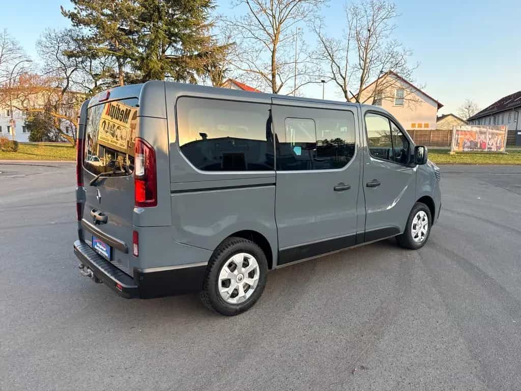 Renault Trafic 2.0 dCi Life L1H1 3,0t Automatik 8xSITZER 12/2022-photo-2