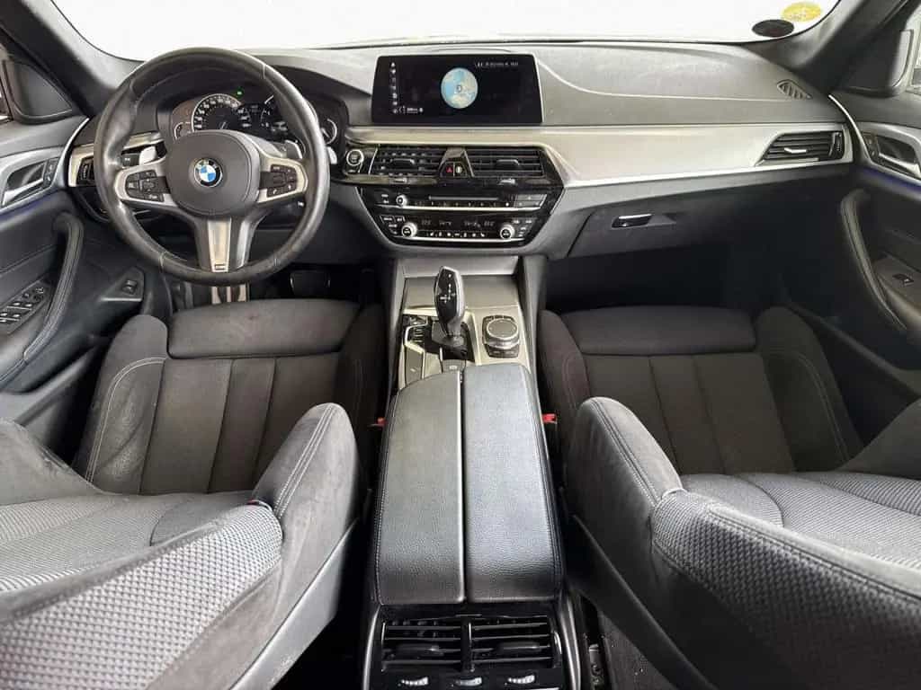 BMW 520 d Touring M Sport AHK AdLED HUD RFK HiFi 04/2018-photo-11