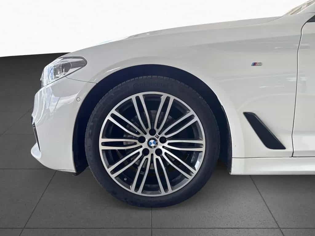 BMW 520 d Touring M Sport AHK AdLED HUD RFK HiFi 04/2018-photo-15