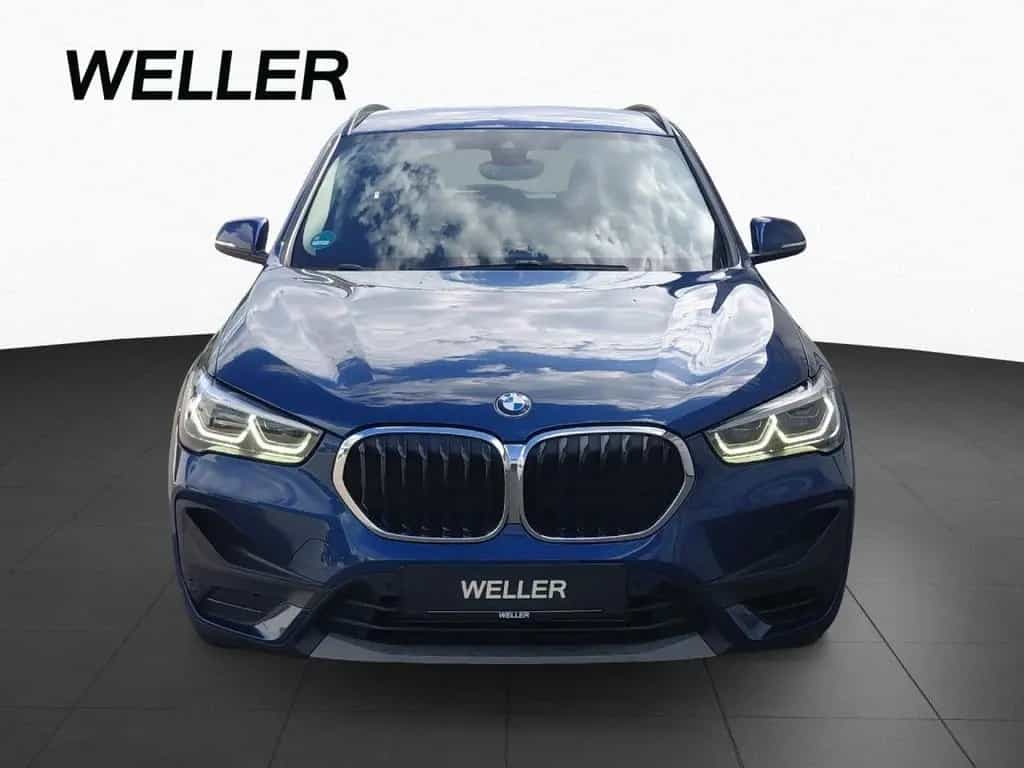 BMW X1 sDrive20i PDC AdLED Navi 02/2022-photo-3