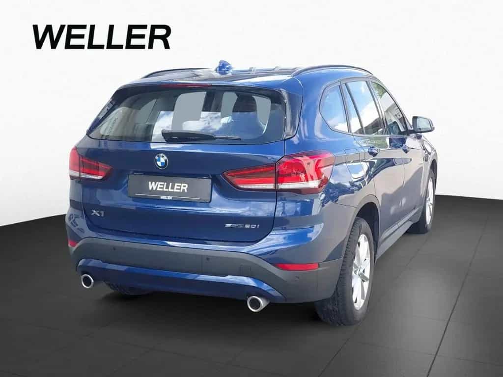 BMW X1 sDrive20i PDC AdLED Navi 02/2022-photo-4