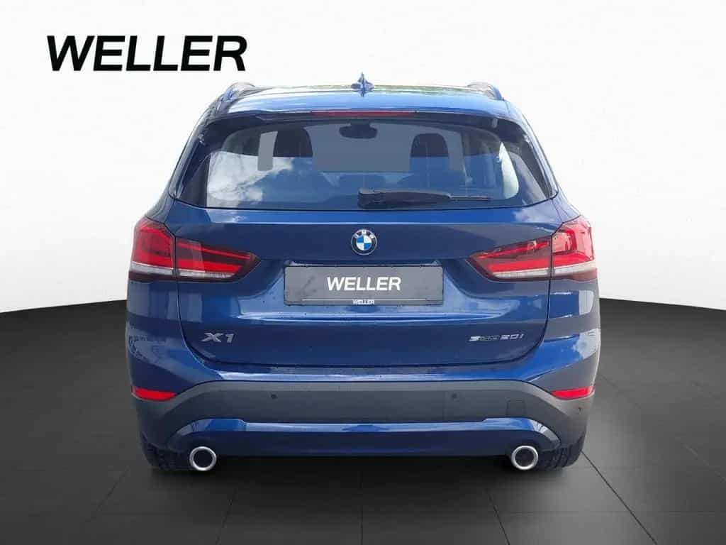 BMW X1 sDrive20i PDC AdLED Navi 02/2022-photo-5