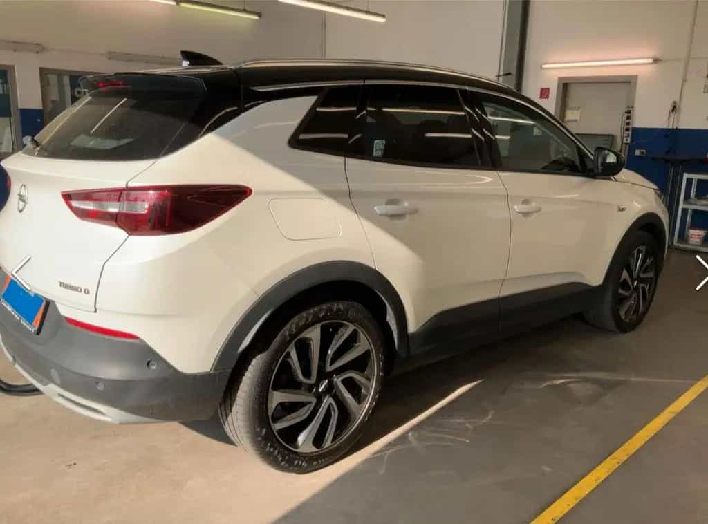 Opel Grandland (X) 2.0 CDTi ULTIMATE Automatik (AHK) 12/2018-photo-3