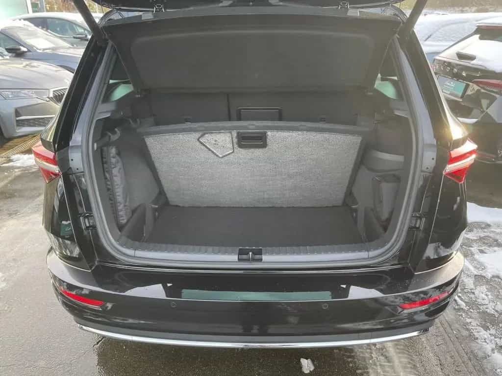 Skoda Karoq Sportline 2.0TSI 4x4 DSG Navi Panorama ACC 04/2025-photo-13