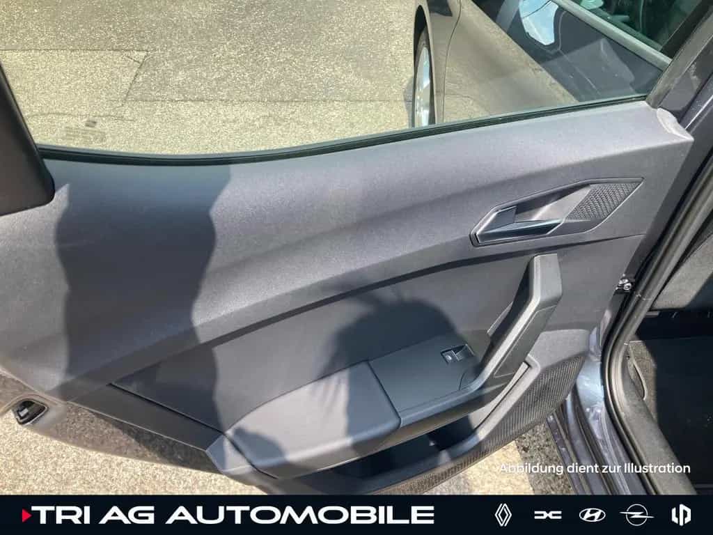 Seat Leon Radio Navigation Einparkhilfe 06/2021-photo-13