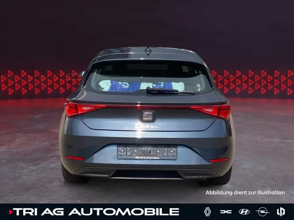 Seat Leon Radio Navigation Einparkhilfe 06/2021-photo-3