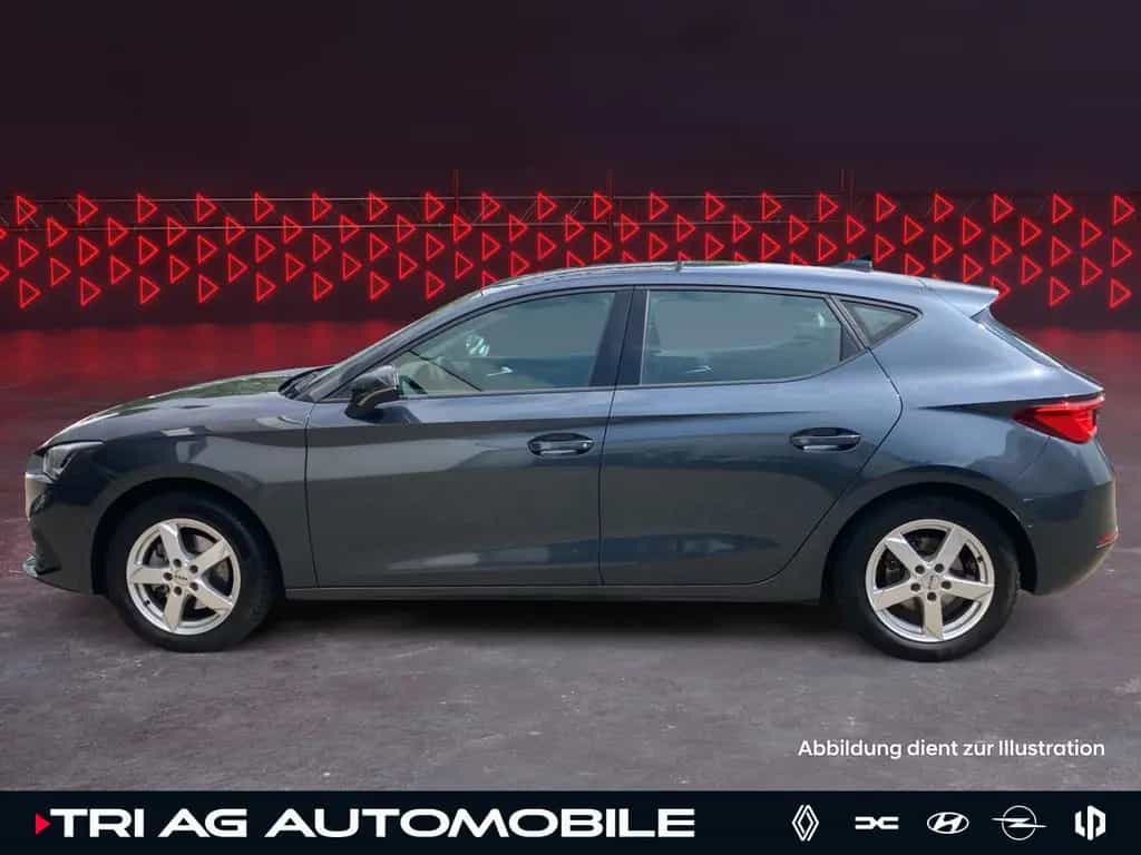 Seat Leon Radio Navigation Einparkhilfe 06/2021-photo-5