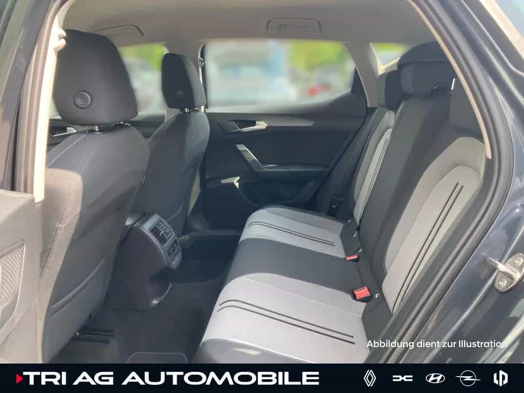 Seat Leon Radio Navigation Einparkhilfe 06/2021-photo-9