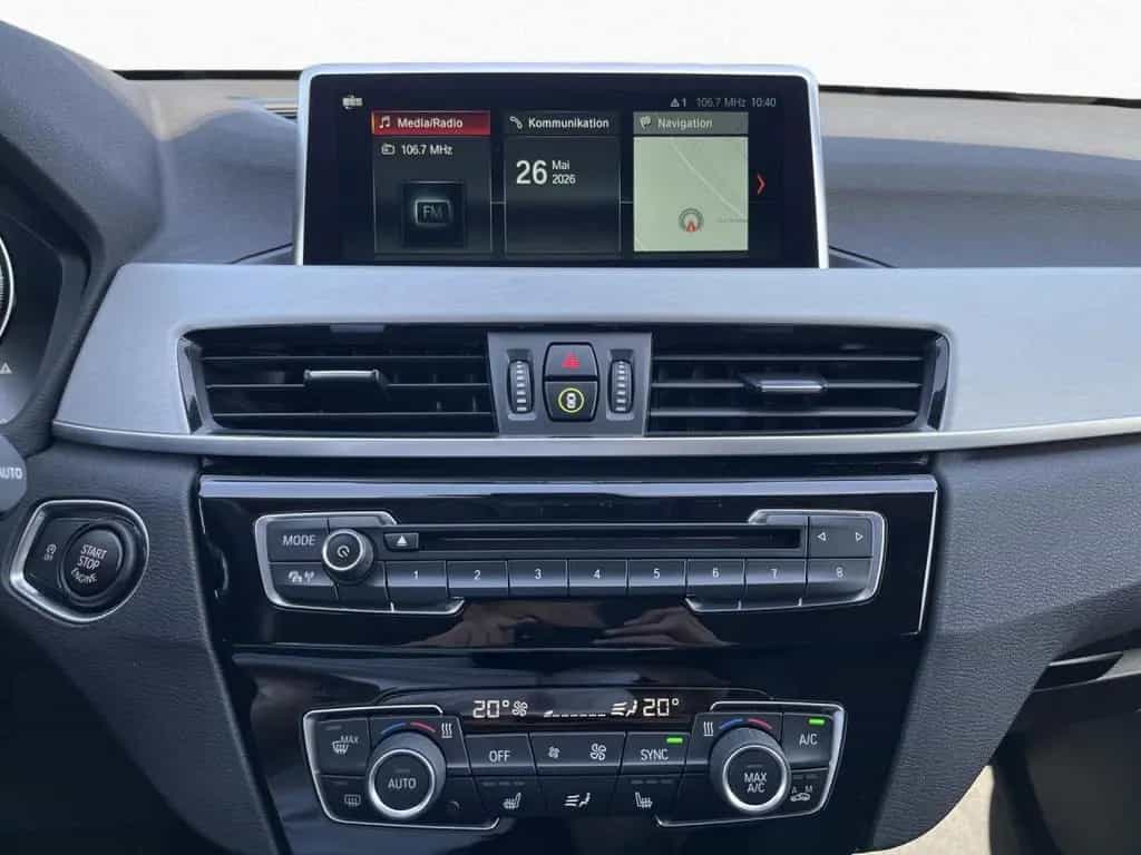 BMW X1 xDrive 20d xLine HUD SpoSi erw.LED RFK SHZ DA 06/2018-photo-9