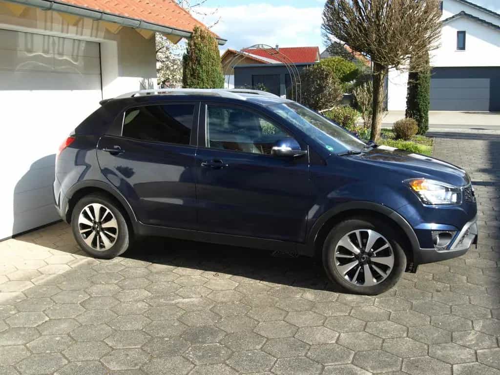 Ssangyong Korando 2.0 Diesel e-XDi 200 129kW Sap. 2WD ... 08/2015-photo-1