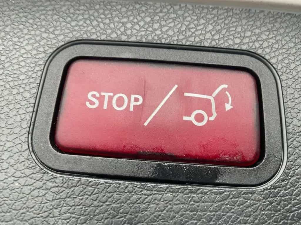 Mercedes-Benz E-Class AVANTGARDE LED+NAV+ACC+SHZ+RFK+AHK+360° 04/2019-photo-14
