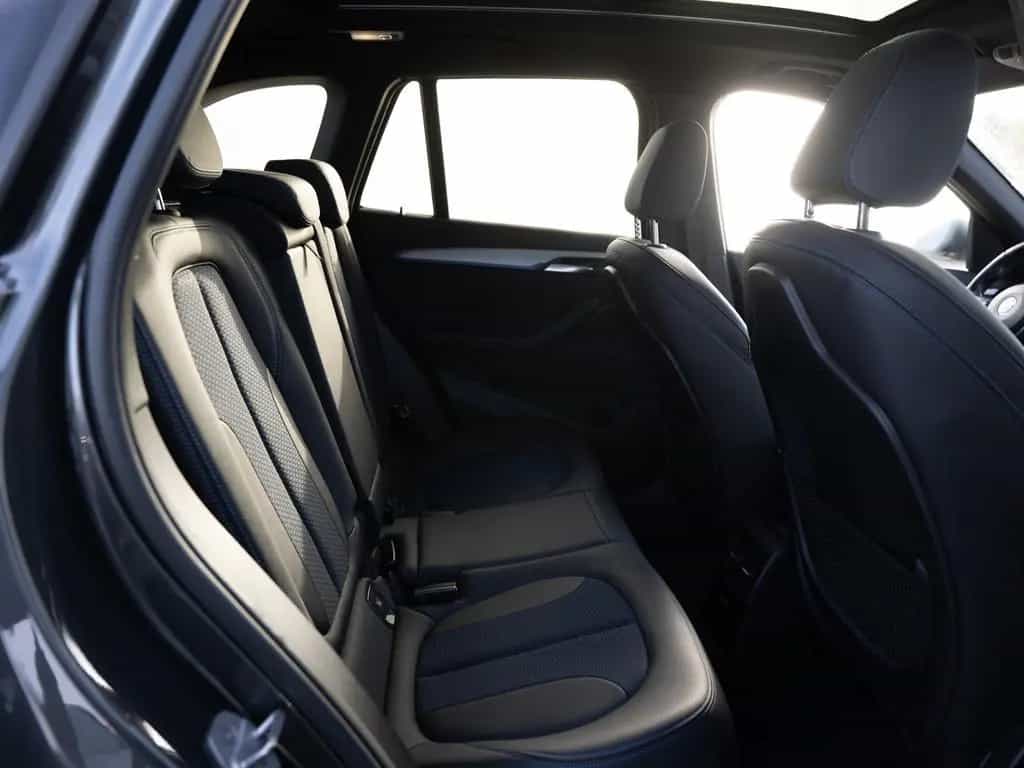 BMW X1 xDrive 20i M-Sport FACEL. PANO LED NAVI SHZ 10/2019-photo-9