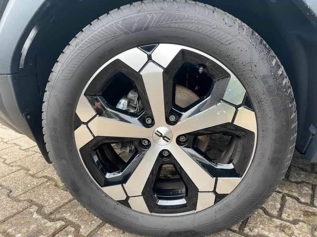 Dacia Duster TCe 130 Journey TCe130*SHZ*AHK*LRH*KAMERA 01/2025-photo-10