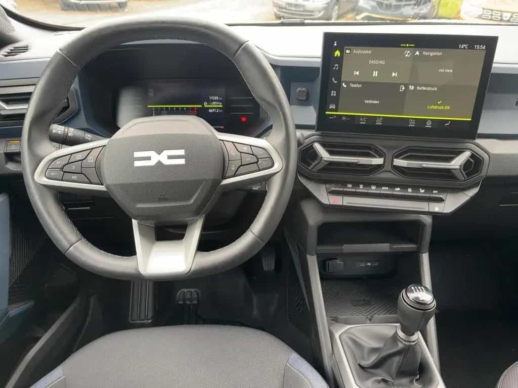Dacia Duster TCe 130 Journey TCe130*SHZ*AHK*LRH*KAMERA 01/2025-photo-7