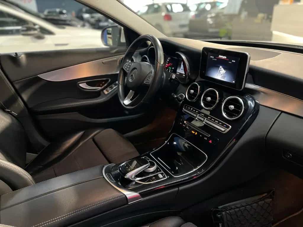 Mercedes-Benz C 180 Limousine/R-KAM/ACC/SITZH/wenig Kilometer 01/2018-photo-10