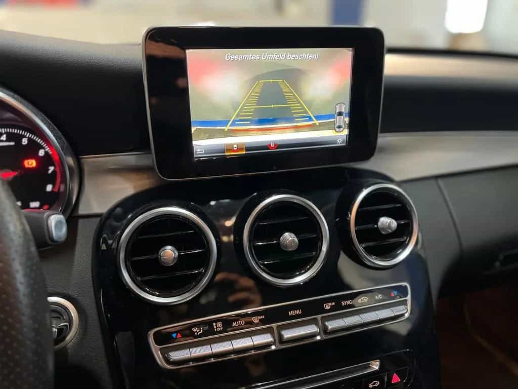 Mercedes-Benz C 180 Limousine/R-KAM/ACC/SITZH/wenig Kilometer 01/2018-photo-20