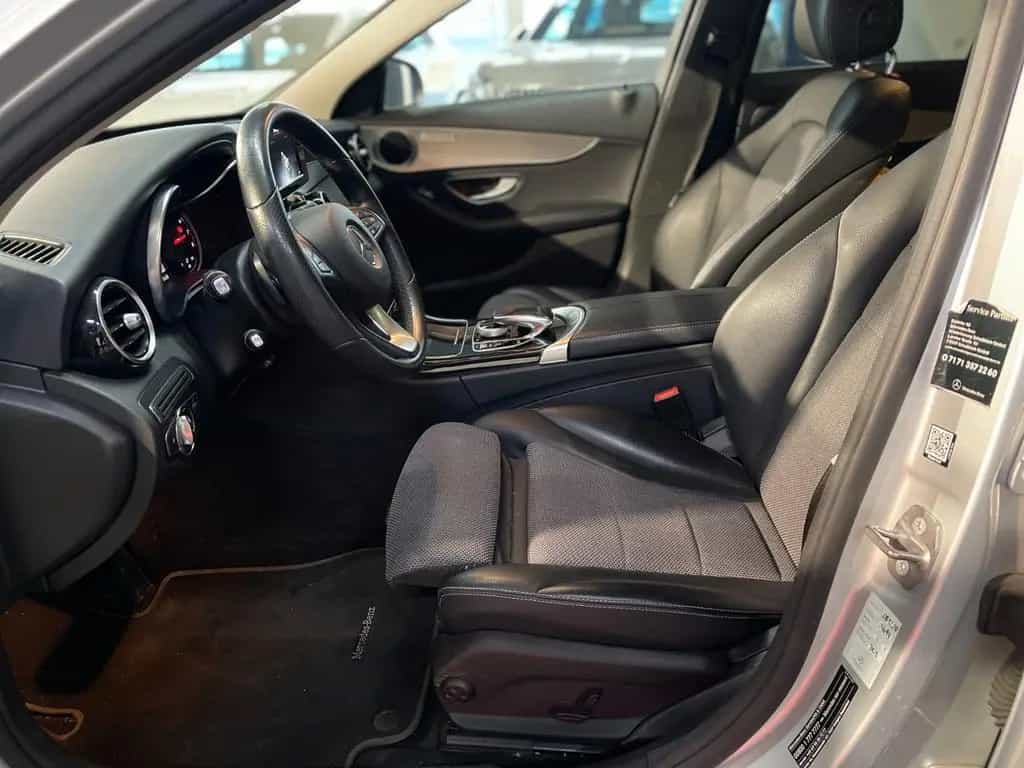 Mercedes-Benz C 180 Limousine/R-KAM/ACC/SITZH/wenig Kilometer 01/2018-photo-9