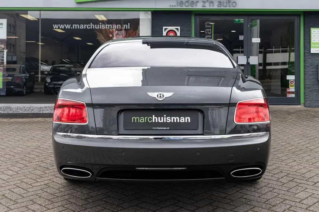 Bentley Flying Spur 6.0 W12 / CERAMIC / SUNROOF 01/2014-photo-4