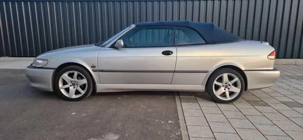 Saab 9-3 CABRIOLET 2.0i TURBO SE CLASSIC EDITION 05/2003-photo-2