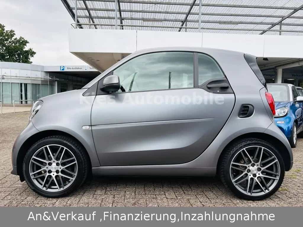 Smart ForTwo Brabus Xclusive 109Ps JBL/KAMERA/PANO/NAV 11/2017-photo-0