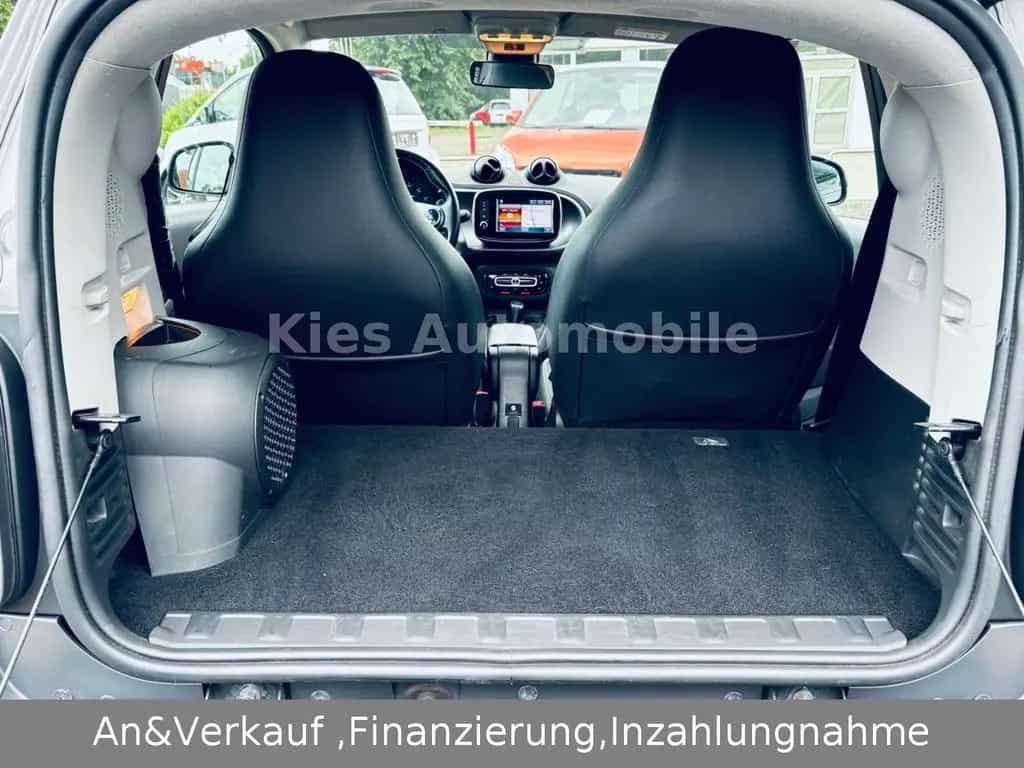 Smart ForTwo Brabus Xclusive 109Ps JBL/KAMERA/PANO/NAV 11/2017-photo-17