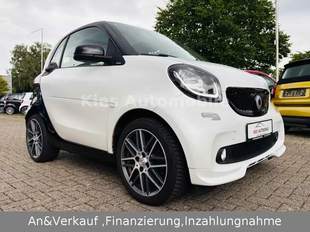 Smart ForTwo Brabus 109Ps AUTM/NAVI/SITZH/PANO/JBL/PDC 04/2018-photo-1