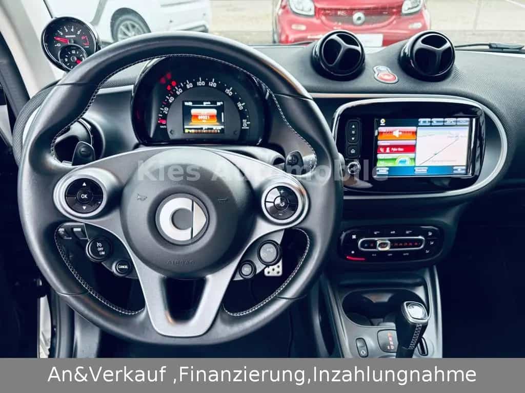 Smart ForTwo Brabus 109Ps AUTM/NAVI/SITZH/PANO/JBL/PDC 04/2018-photo-10