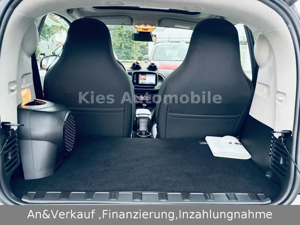 Smart ForTwo Brabus 109Ps AUTM/NAVI/SITZH/PANO/JBL/PDC 04/2018-photo-18