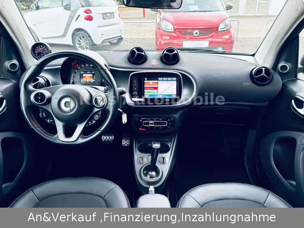 Smart ForTwo Brabus 109Ps AUTM/NAVI/SITZH/PANO/JBL/PDC 04/2018-photo-8