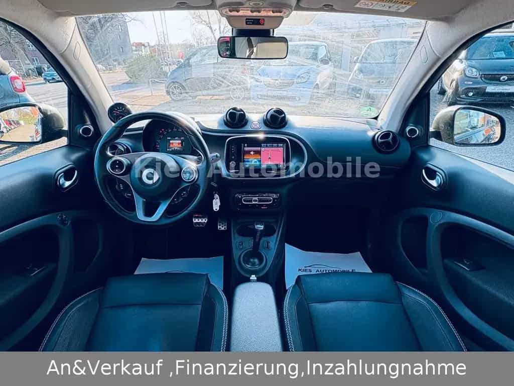 Smart ForTwo Brabus Xclusive 109Ps LEDER/JBL/NAVI/PANO 07/2017-photo-10