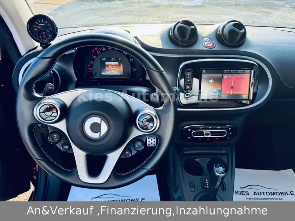 Smart ForTwo Brabus Xclusive 109Ps LEDER/JBL/NAVI/PANO 07/2017-photo-14