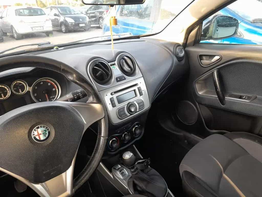 Alfa Romeo MiTo 1.6 JTDm 16V Distinctive Sport P 02/2010-photo-7