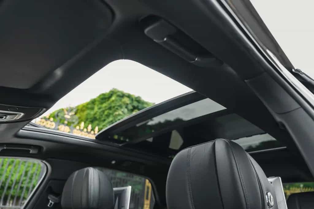 Bentley Bentayga 6.0 W12 - first hand, 30 900 kms 03/2018-photo-20