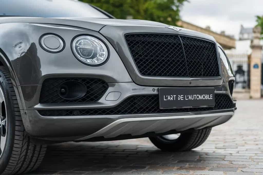 Bentley Bentayga 6.0 W12 - first hand, 30 900 kms 03/2018-photo-25