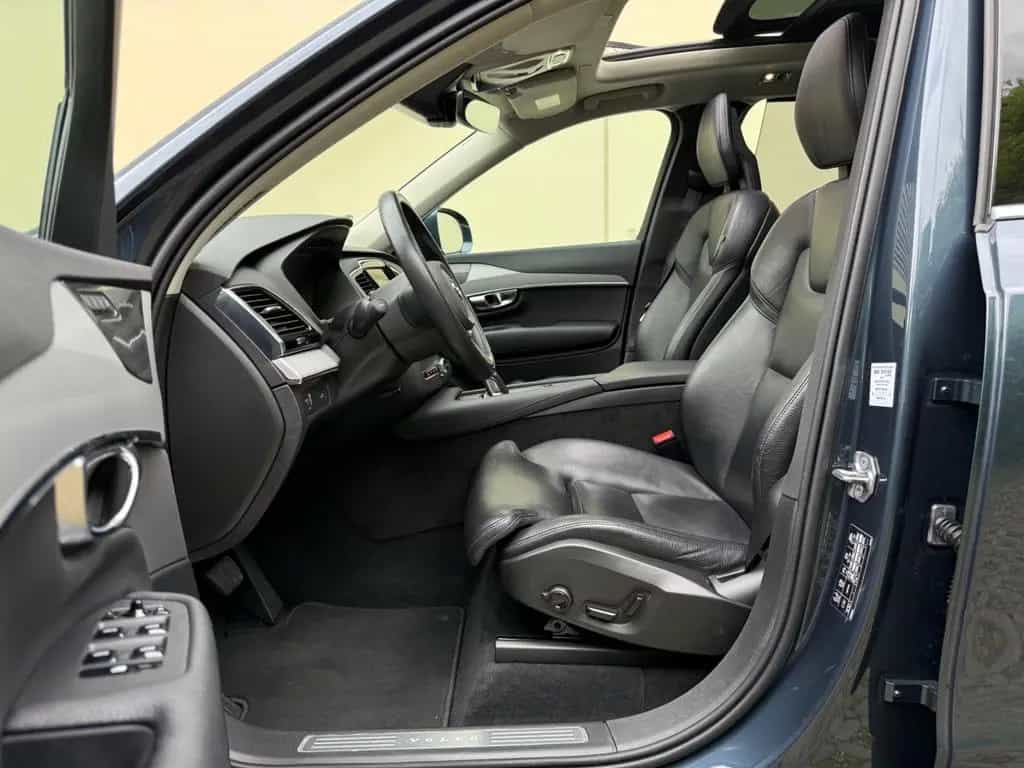 Volvo XC90 B5 AWD Head-UP Leder Pano 7-Sitze 12/2020-photo-5