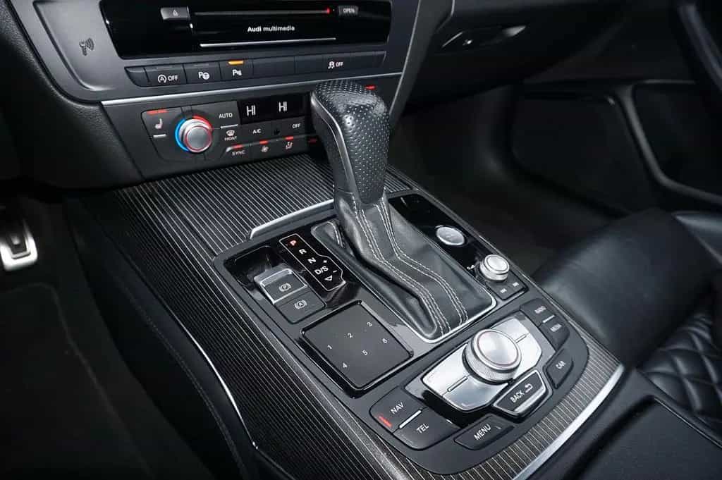 Audi A6 3.0 TDI comp. *UNFALLFREI *ERSTLACK *19% MwSt 02/2017-photo-6
