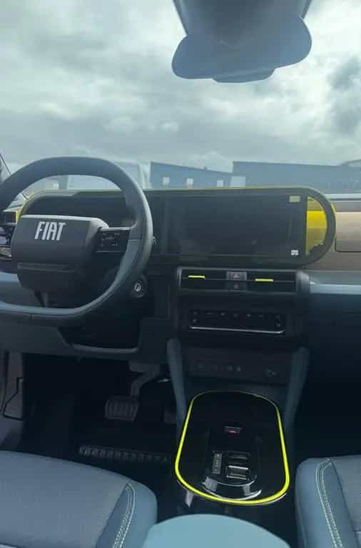 Fiat Grande Panda 1.2 Hybrid 74 kW La Prima 12/2025-photo-5