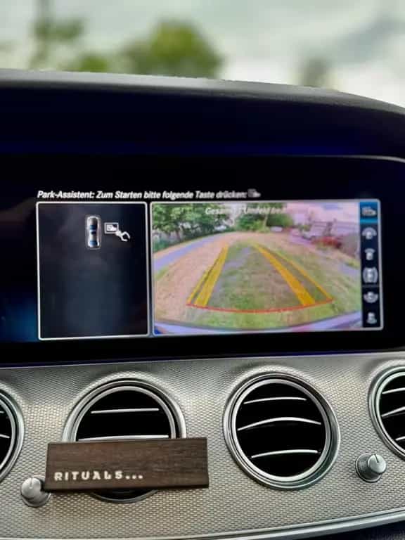 Mercedes-Benz E 400 4MATIC AMG HUD 360Kamera 07/2018-photo-10