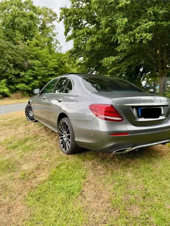 Mercedes-Benz E 400 4MATIC AMG HUD 360Kamera 07/2018-photo-5