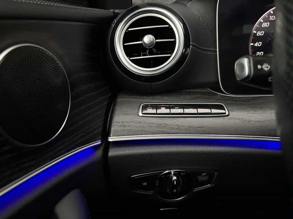 Mercedes-Benz E 53 AMG 4Matic+Distronic+ Airmatic Leder Navi 04/2019-photo-28