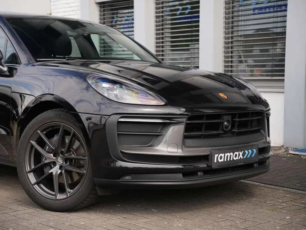 Porsche Macan T BURMESTER-ACC-LUFTF.-PANO-18WEGE-VOLL 01/2023-photo-10