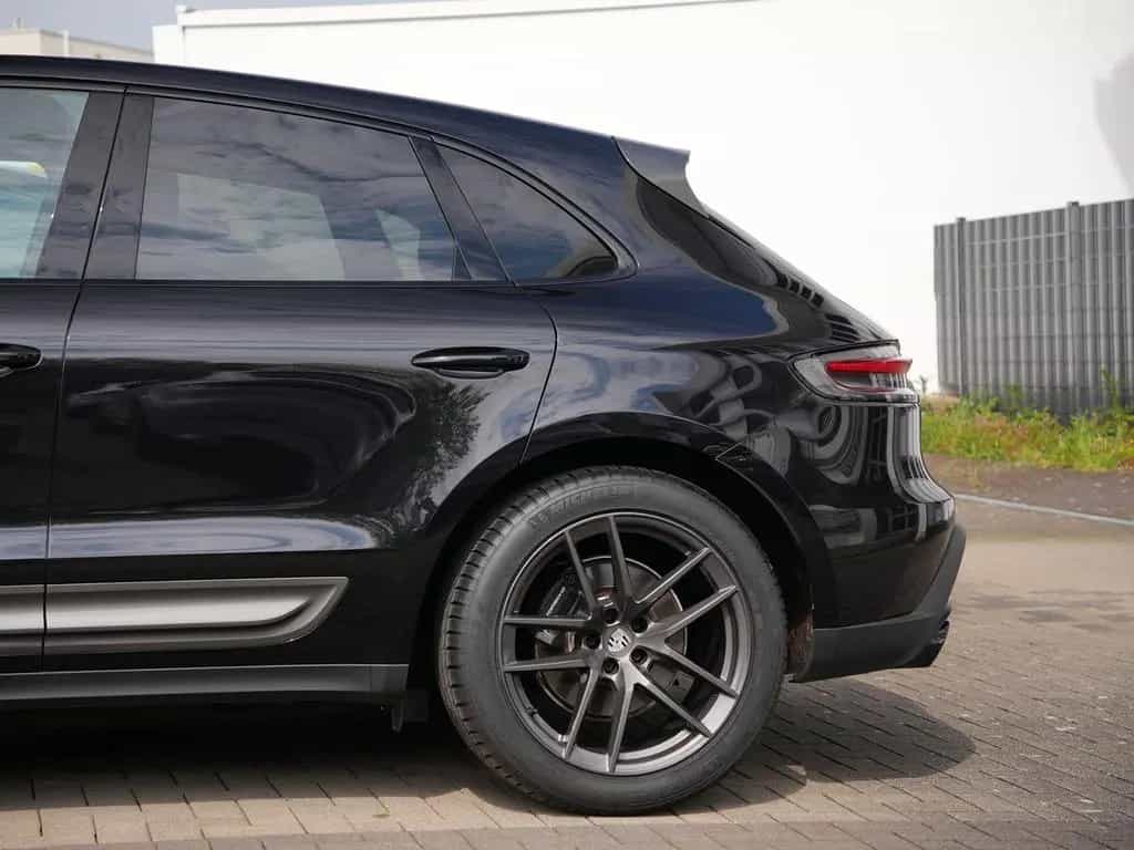 Porsche Macan T BURMESTER-ACC-LUFTF.-PANO-18WEGE-VOLL 01/2023-photo-13