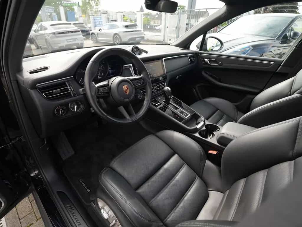 Porsche Macan T BURMESTER-ACC-LUFTF.-PANO-18WEGE-VOLL 01/2023-photo-18
