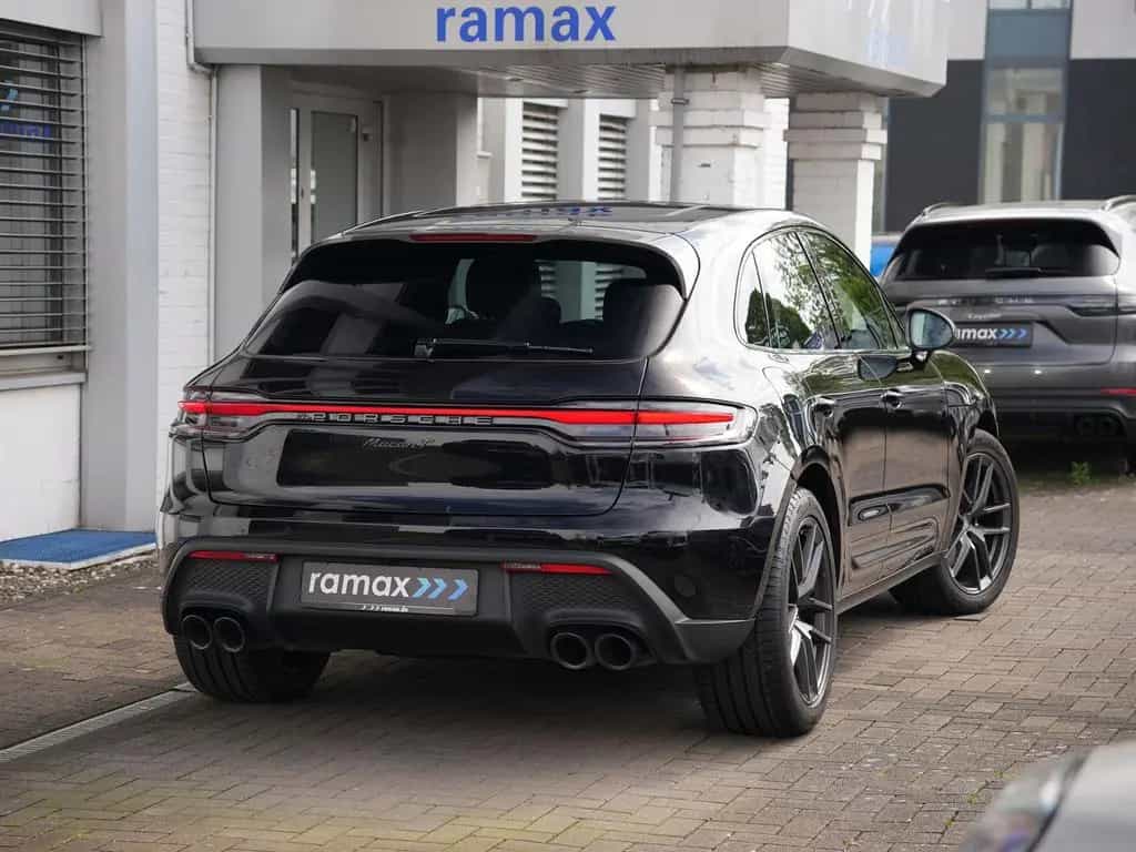 Porsche Macan T BURMESTER-ACC-LUFTF.-PANO-18WEGE-VOLL 01/2023-photo-6