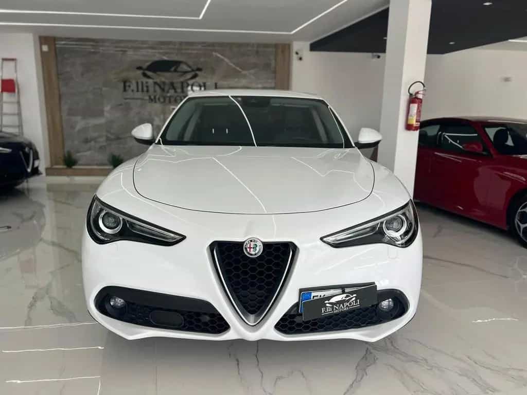 Alfa Romeo Stelvio 2.2 Turbodiesel 180 CV AT8 RW 12/2017-photo-2